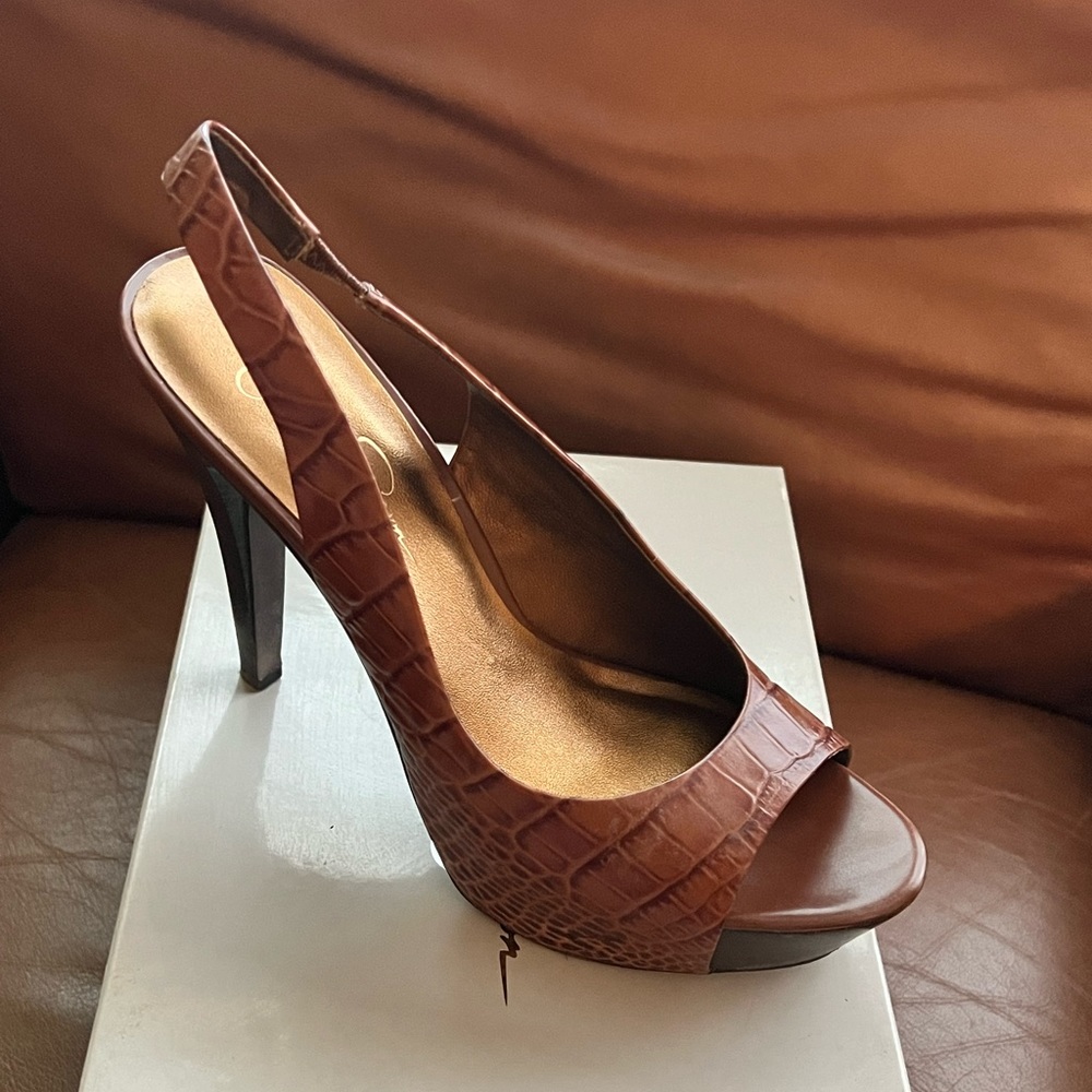 Jessica Simpson Astor Platform Heel